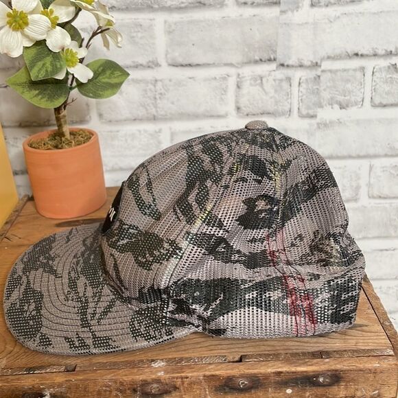 Hurley Vintage Trucker Baseball Hat Cap - Picture 3 of 5